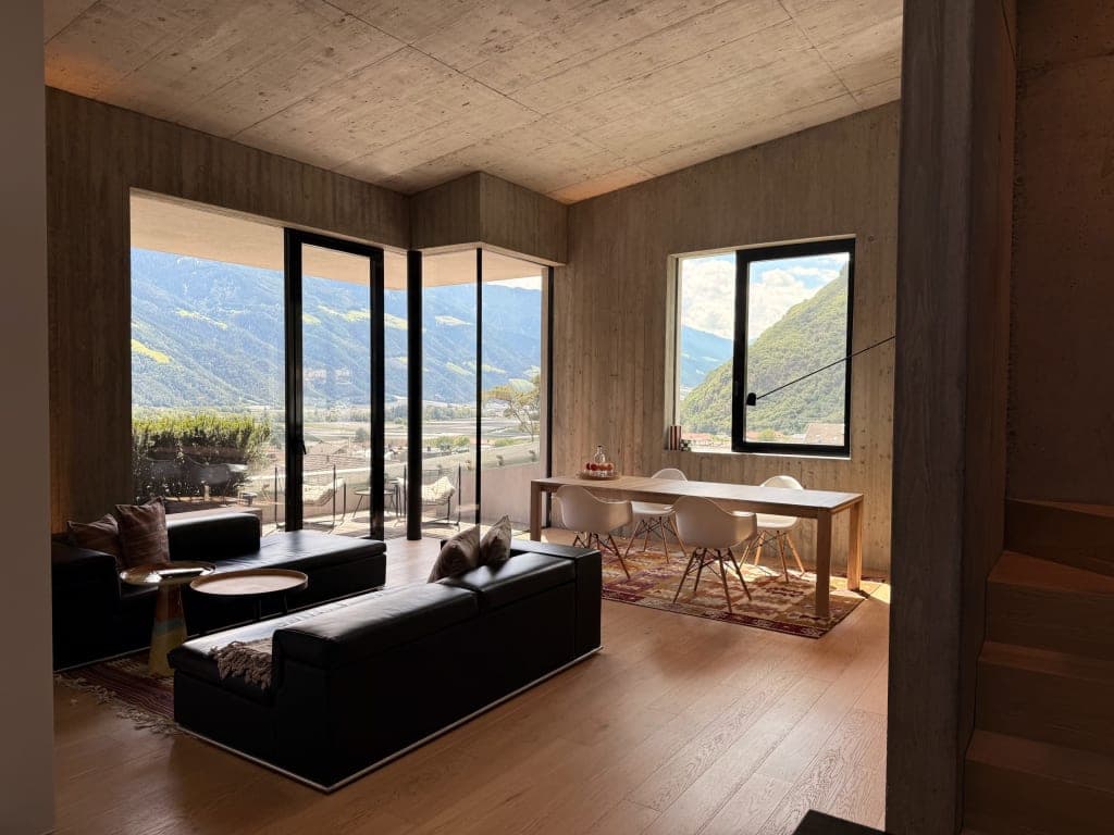Penthouse Suite 2